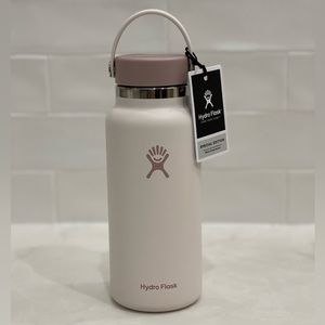 NWT Limited Edition Hydro Flask - Juneberry